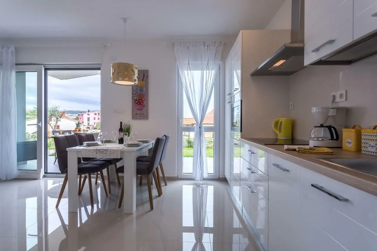 Apartment Elegance Крк Хорватия