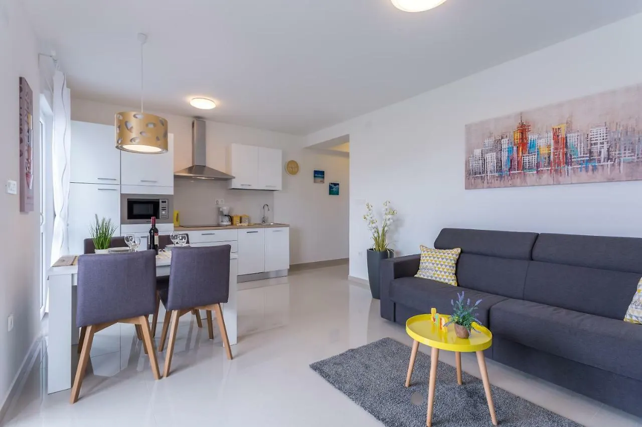 Apartment Elegance 克尔克